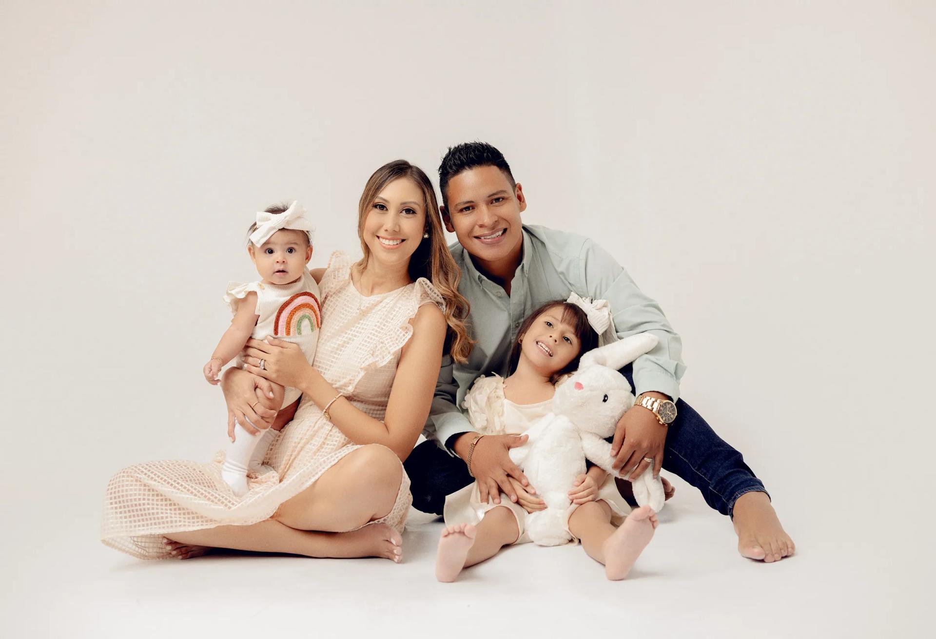 Fotografía familiar en estudio